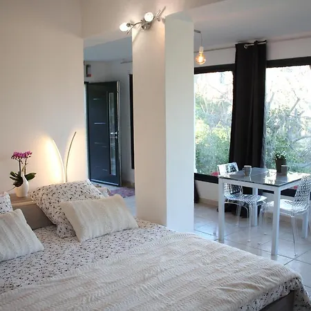 Apartment Les Jasmins